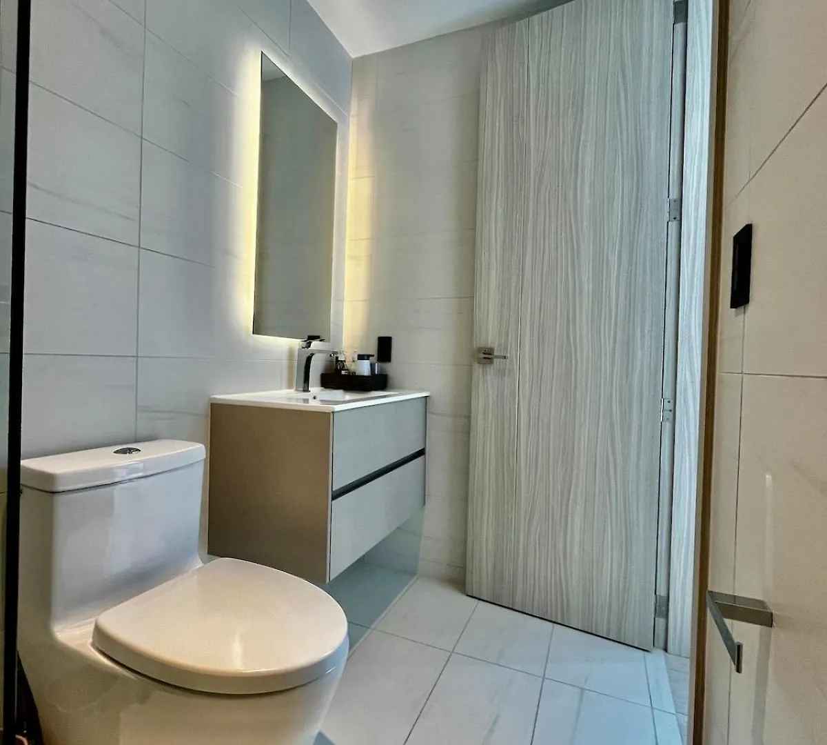 Studio Luxury View Edificio Harmony Quito 0*,  Ecuador