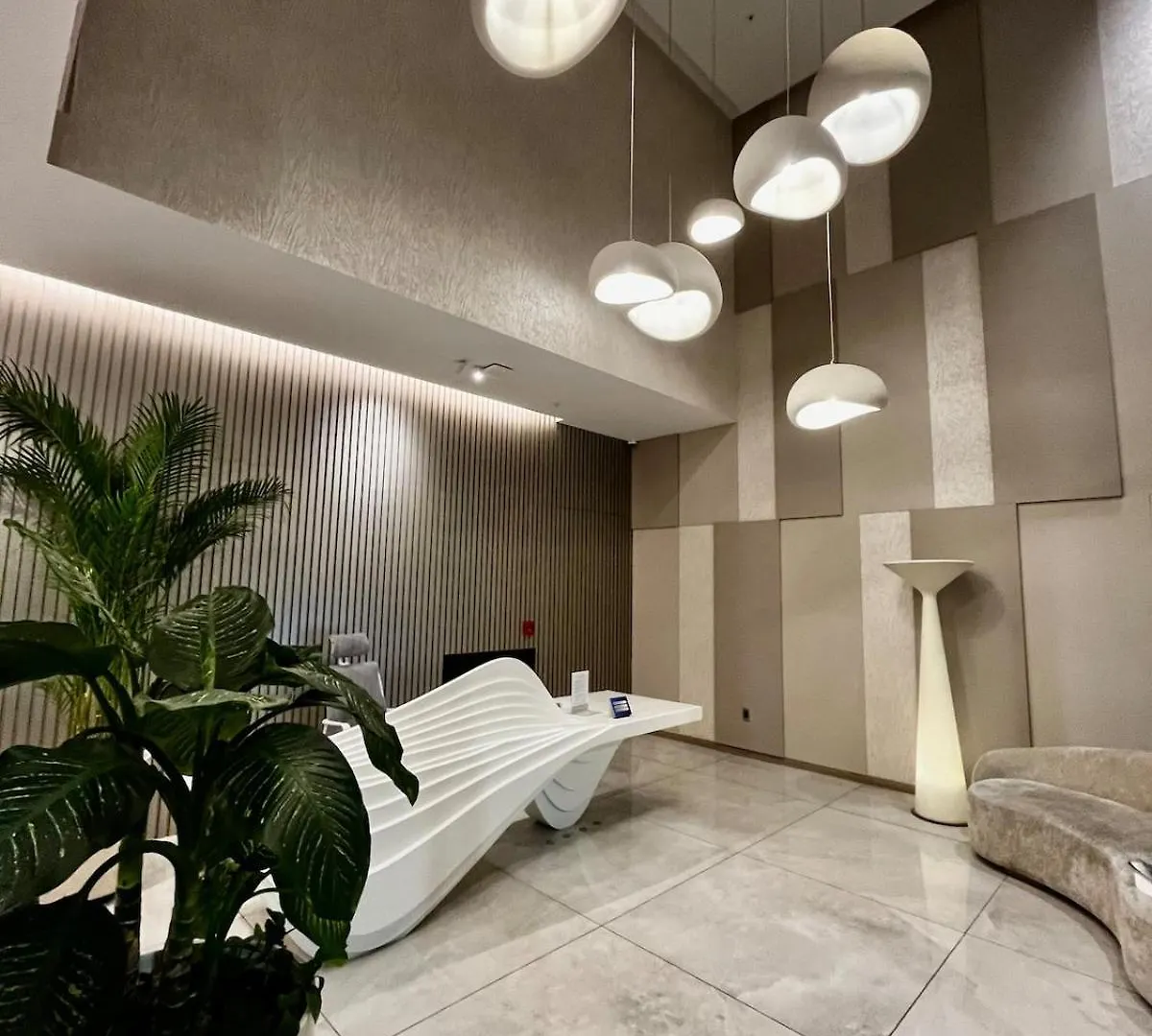Studio Luxury View Edificio Harmony Quito Apartment