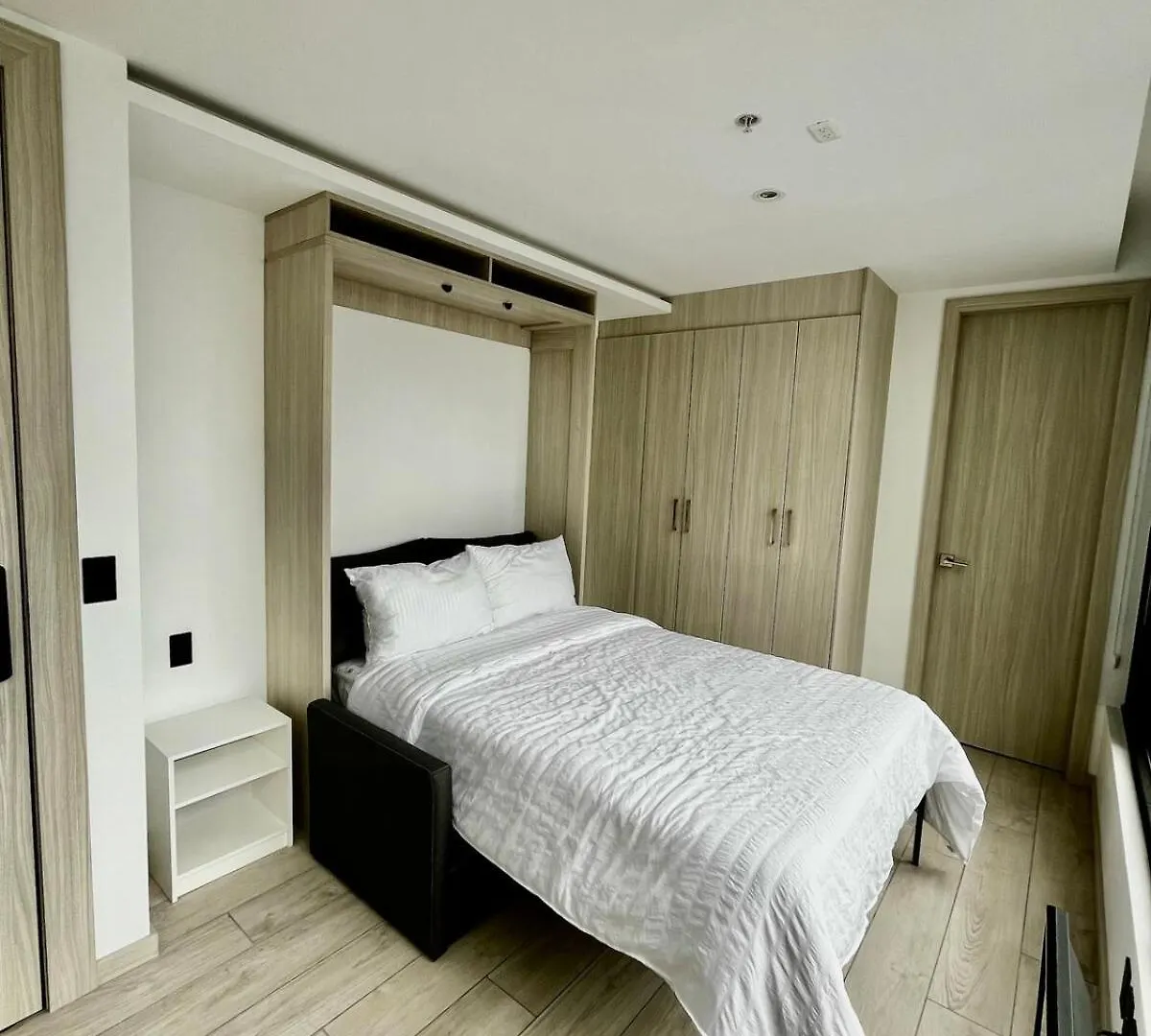 Studio Luxury View Edificio Harmony Quito Ecuador