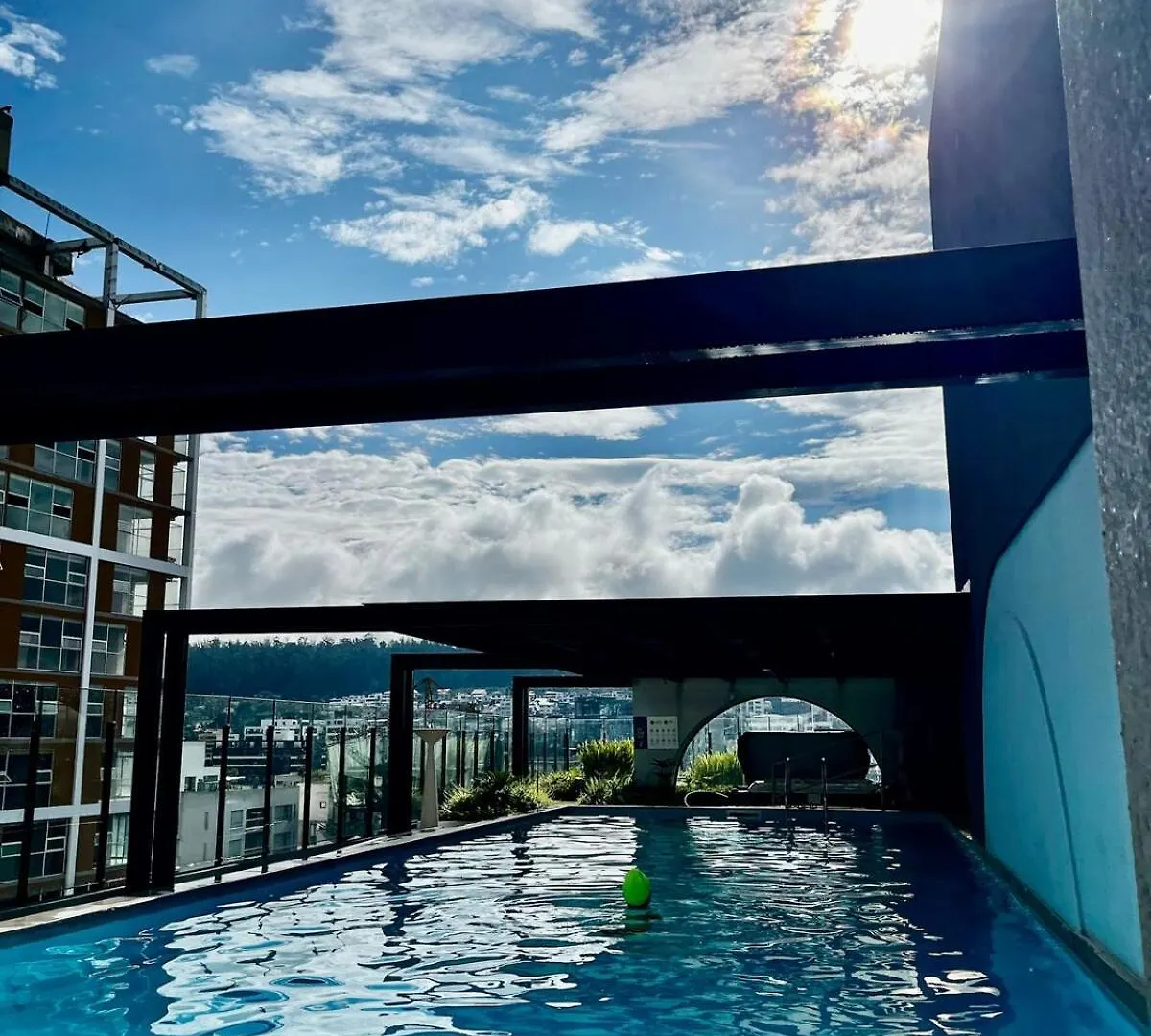 Apartment Studio Luxury View Edificio Harmony Quito Ecuador